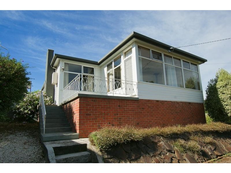 71 Don Road, Devonport TAS 7310