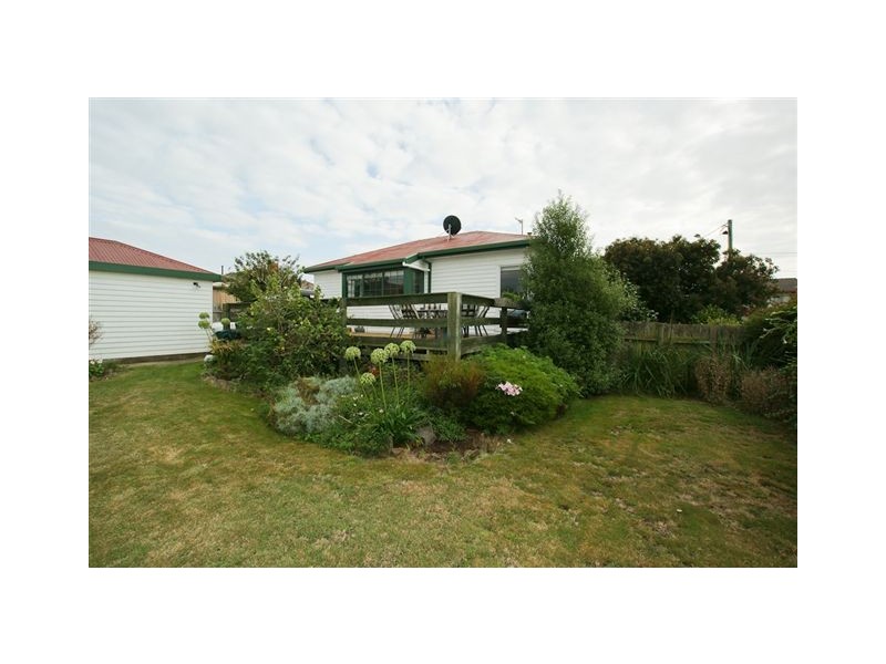 135 Madden Street, Devonport TAS 7310