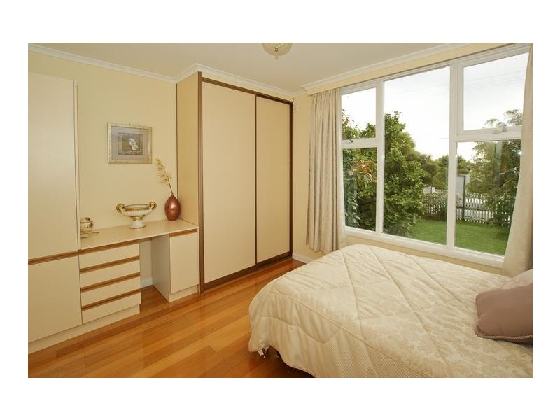 35 Middle Road, Devonport TAS 7310