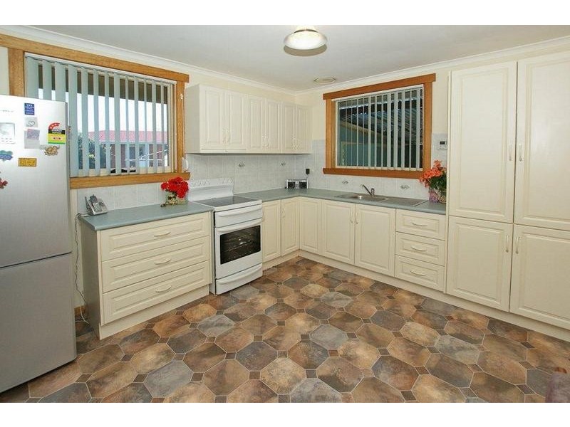 2 Chichester Drive, Devonport TAS 7310