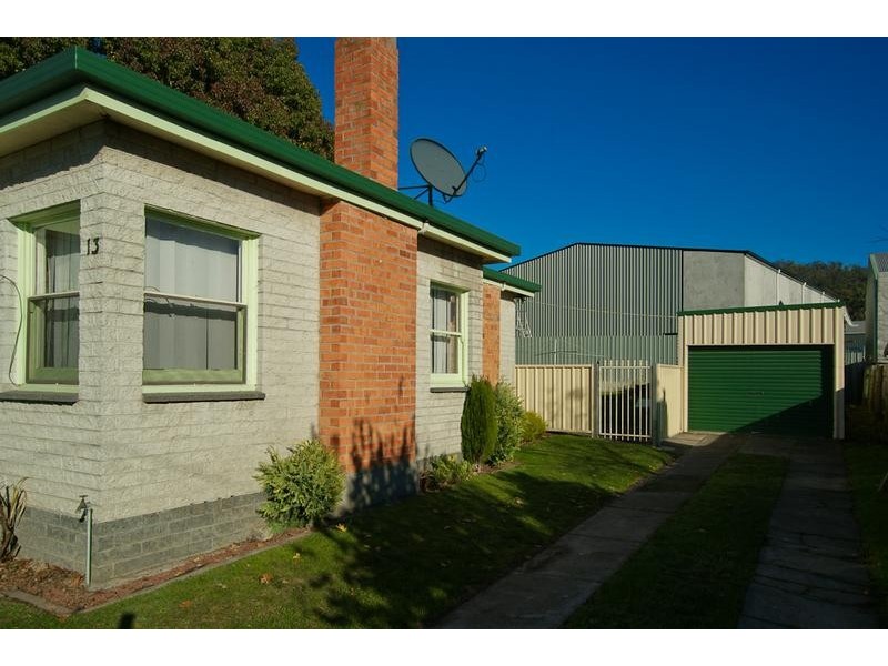 13 Stony Rise Road, Devonport TAS 7310