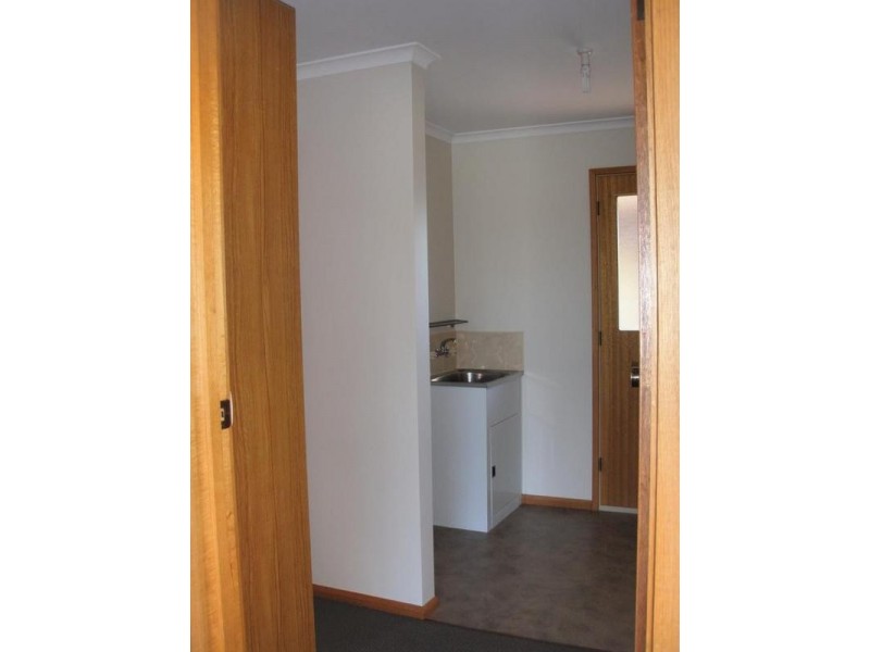 2/13 Arden Avenue, Devonport TAS 7310