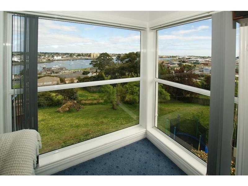 6 Marine Street, East Devonport TAS 7310