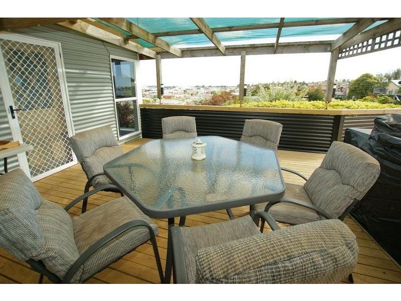 6 Marine Street, East Devonport TAS 7310