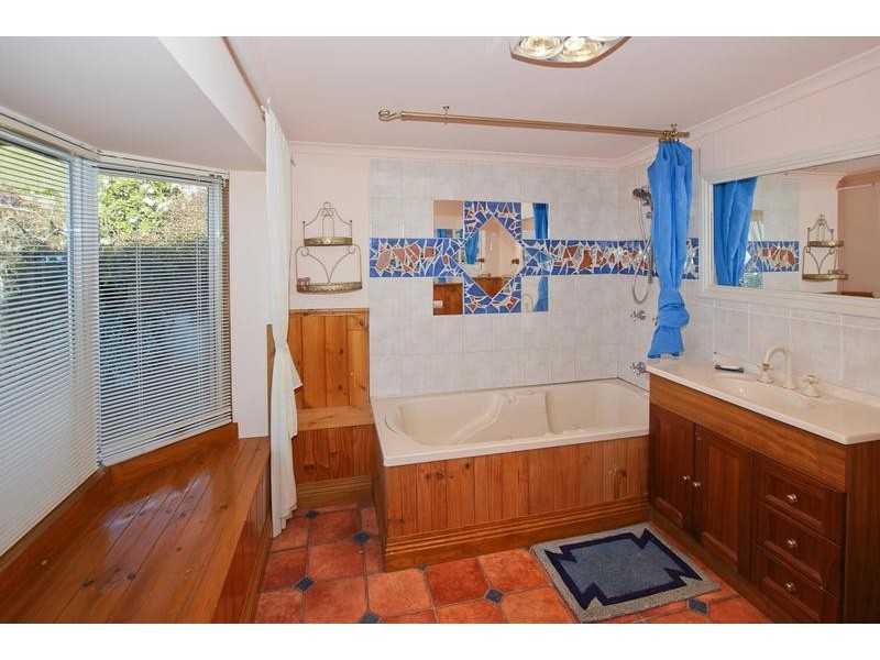 6 Kentish Street, Penguin TAS 7316