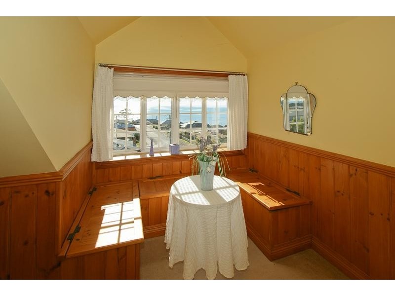 6 Kentish Street, Penguin TAS 7316