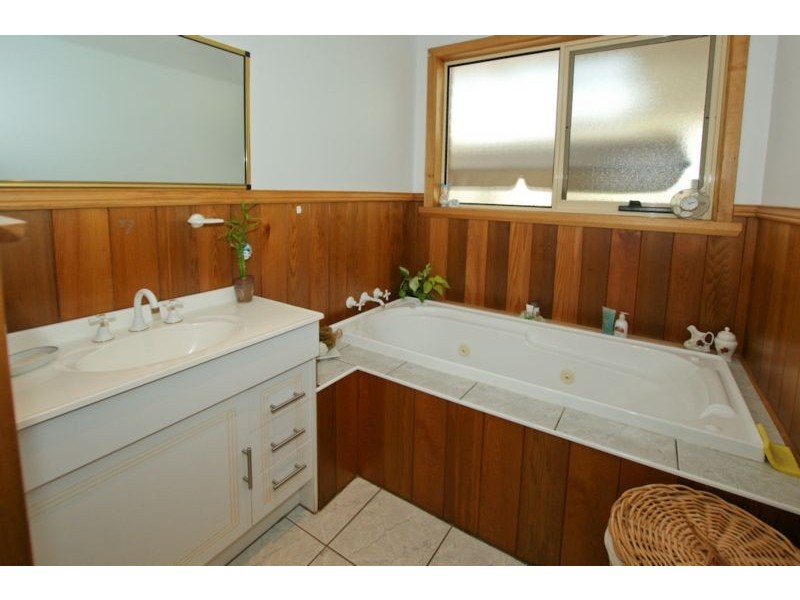 31 River Road, Ambleside TAS 7310