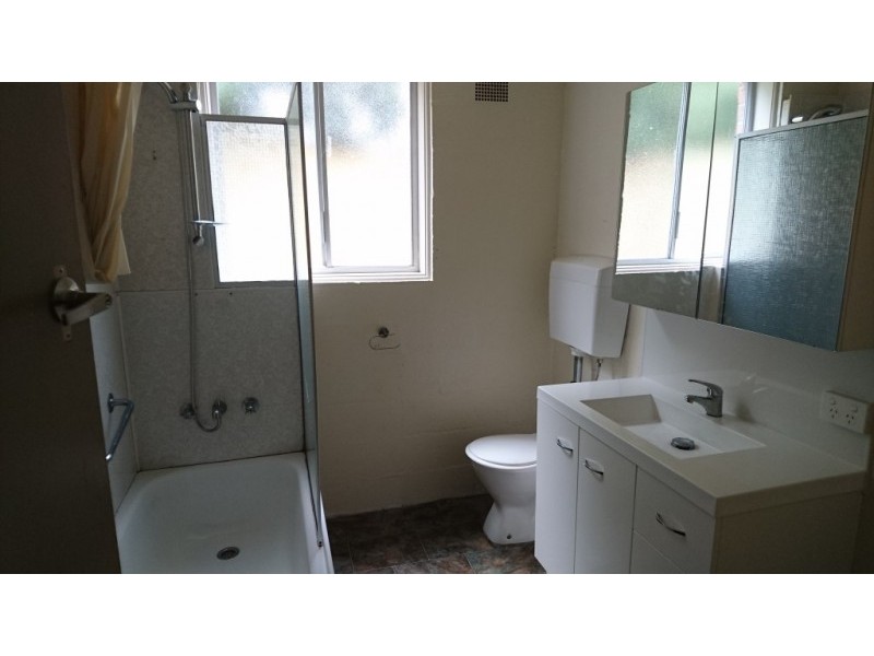 2/74 Steele Street, Devonport TAS 7310