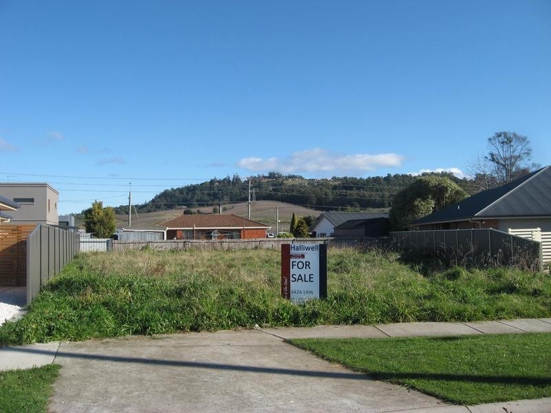 11 Leila Avenue, Spreyton TAS 7310