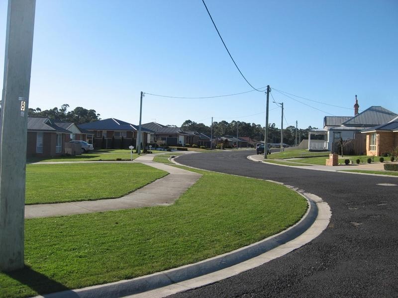 11 Leila Avenue, Spreyton TAS 7310