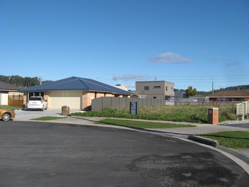 11 Leila Avenue, Spreyton TAS 7310