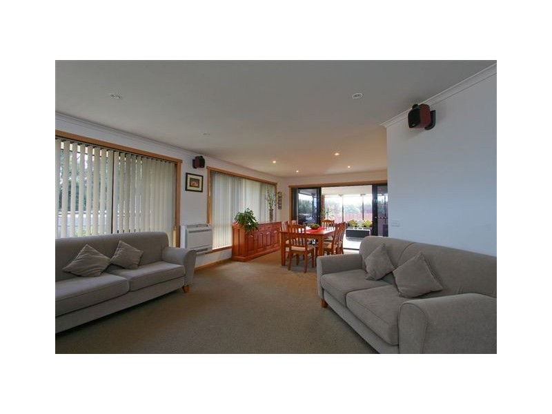 27 Hedstrom Drive, Devonport TAS 7310