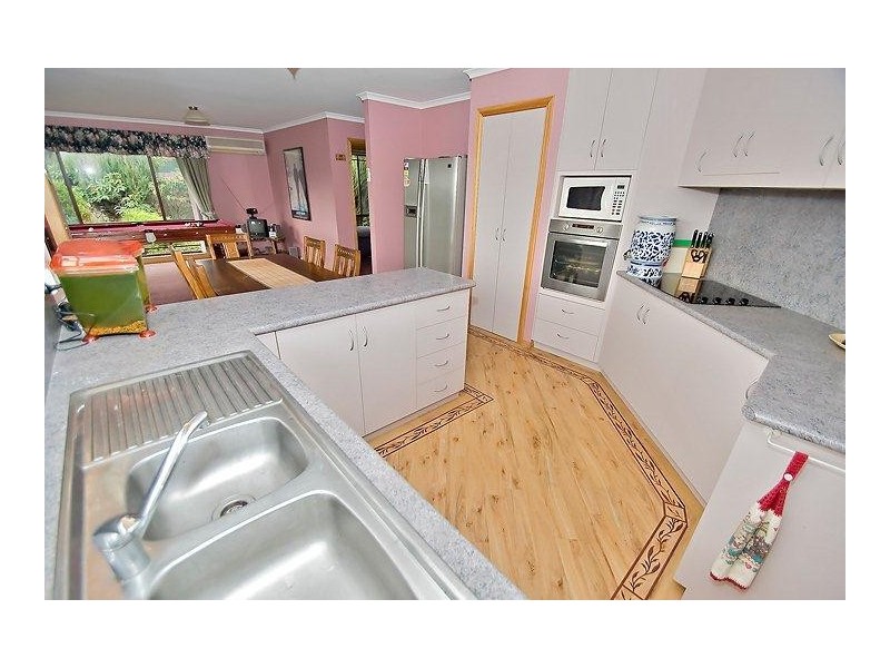 19 Commonwealth Court, Penguin TAS 7316