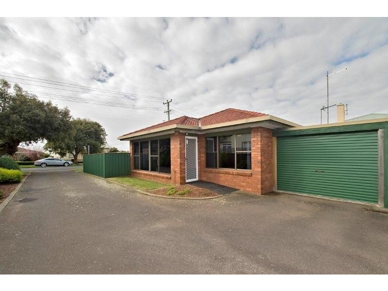 1/15 Nicholls Street, Devonport TAS 7310