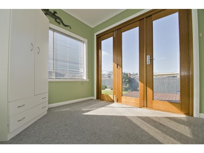 6 Middle Road, Devonport TAS 7310