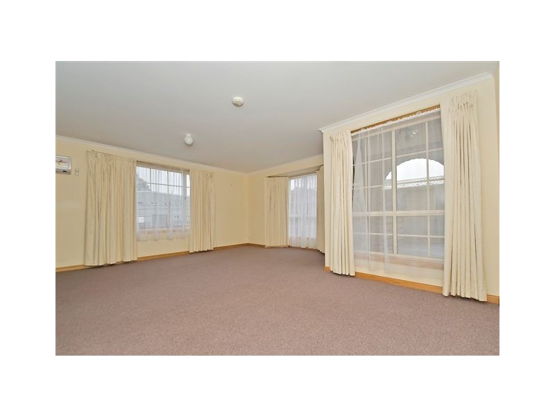 2/58 River Road, Ambleside TAS 7310