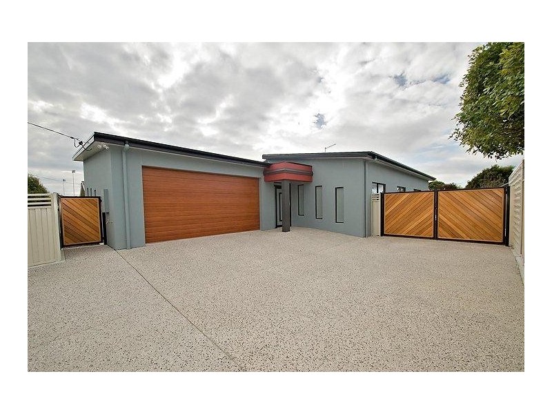 8 James Street, Devonport TAS 7310