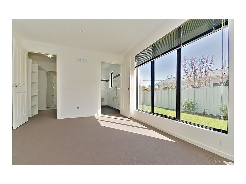 8 James Street, Devonport TAS 7310