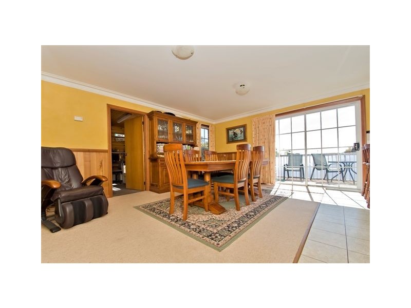 15 Westbury Place, Devonport TAS 7310