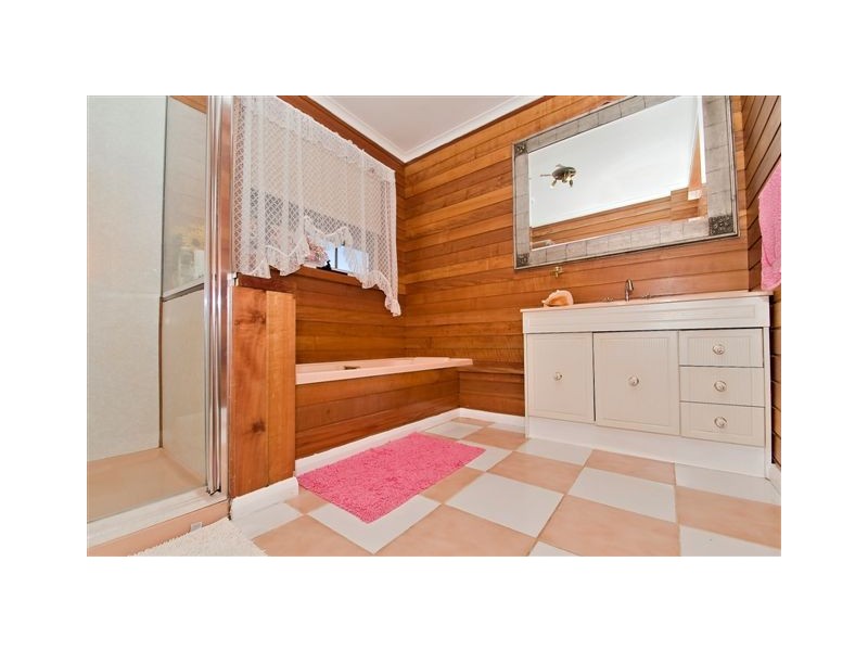 15 Westbury Place, Devonport TAS 7310