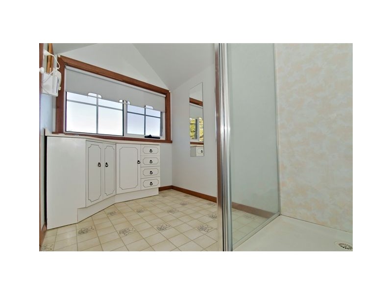 15 Westbury Place, Devonport TAS 7310