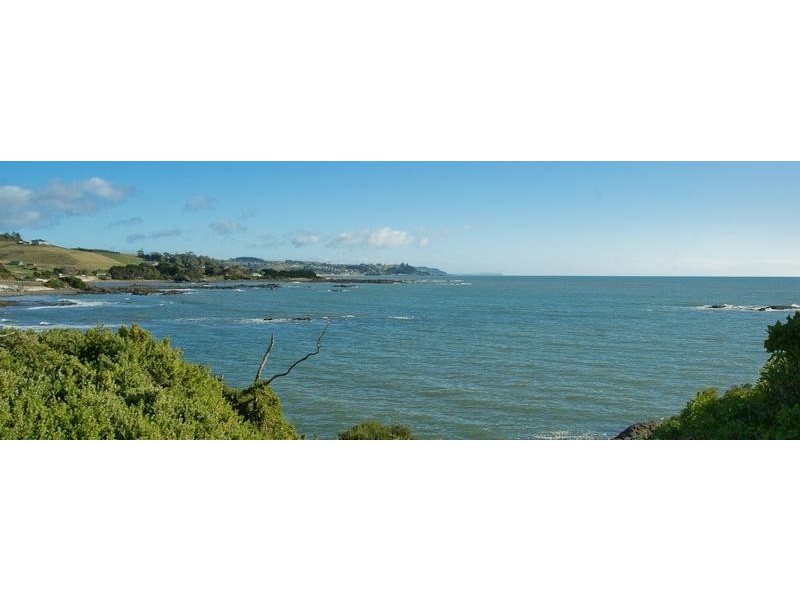 534 Penguin Road, Penguin TAS 7316