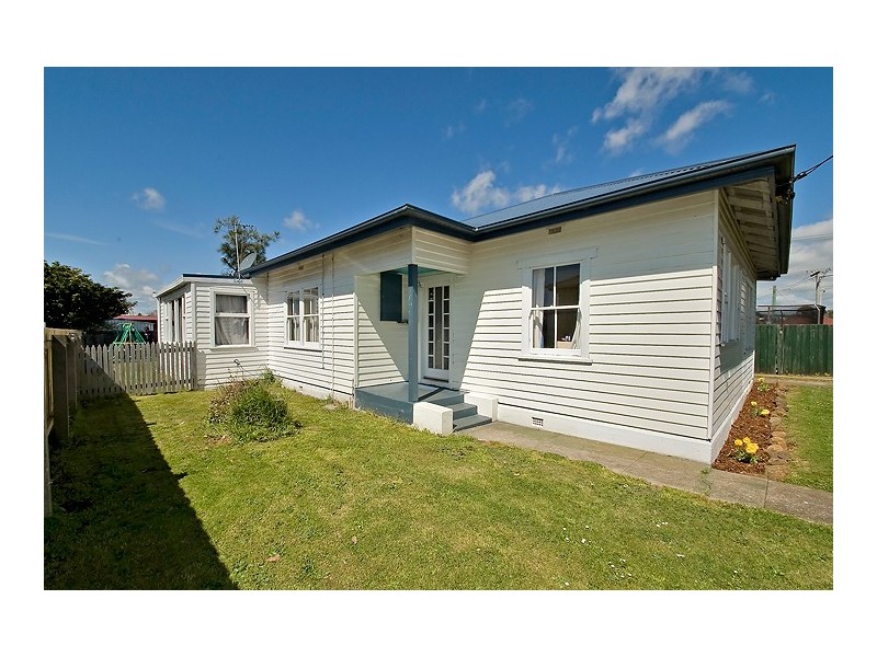 2 Gunn Street, Devonport TAS 7310