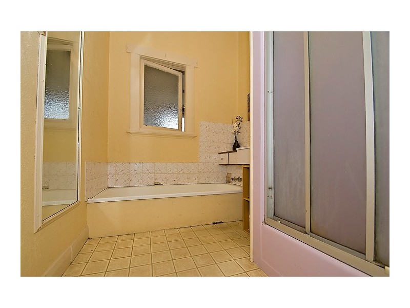 2 Gunn Street, Devonport TAS 7310