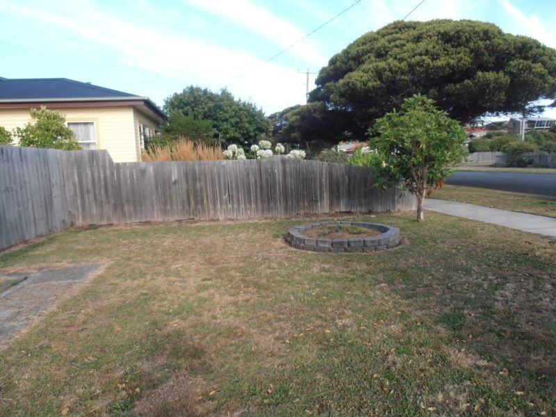 99 James Street, Devonport TAS 7310