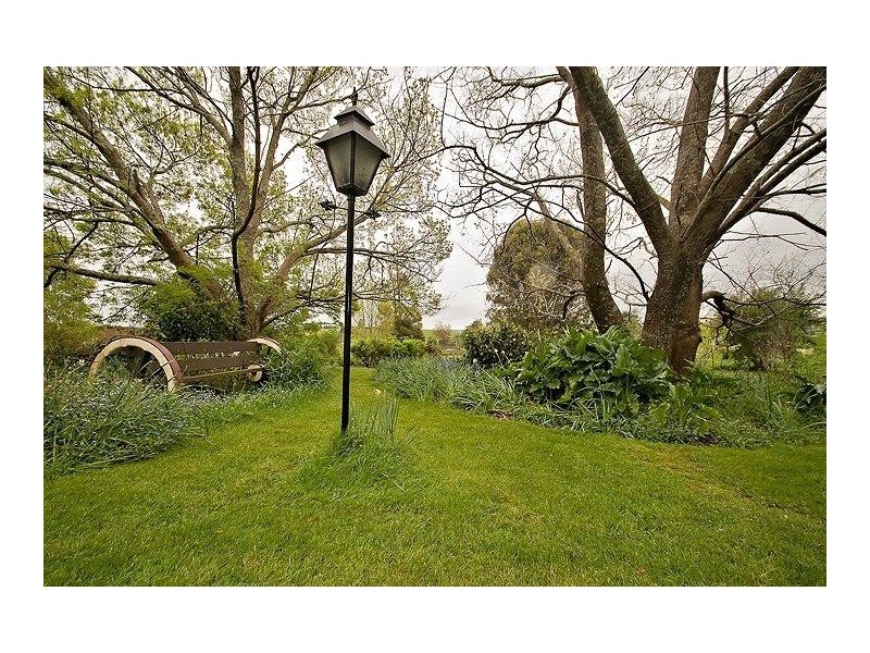 1050 Sheffield Rd, Lower Barrington TAS 7306