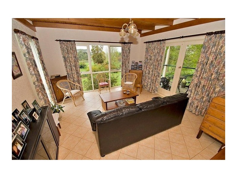 1050 Sheffield Rd, Lower Barrington TAS 7306