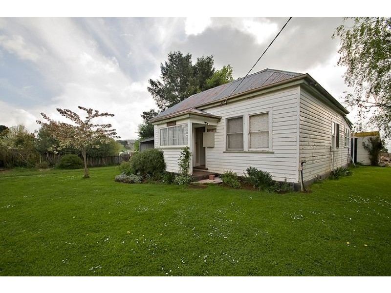 14 Holmes Road, Roland TAS 7306