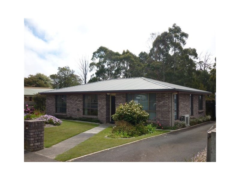 16 Arden Avenue, Devonport TAS 7310