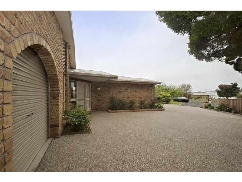 11 Clare Court, Devonport TAS 7310