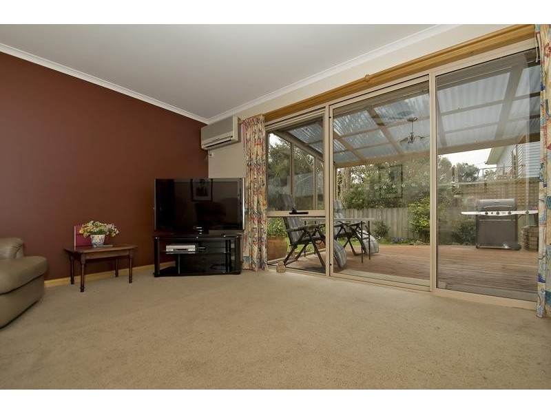 11 Clare Court, Devonport TAS 7310