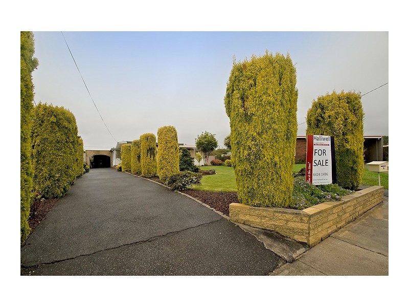 4 College Court, Devonport TAS 7310