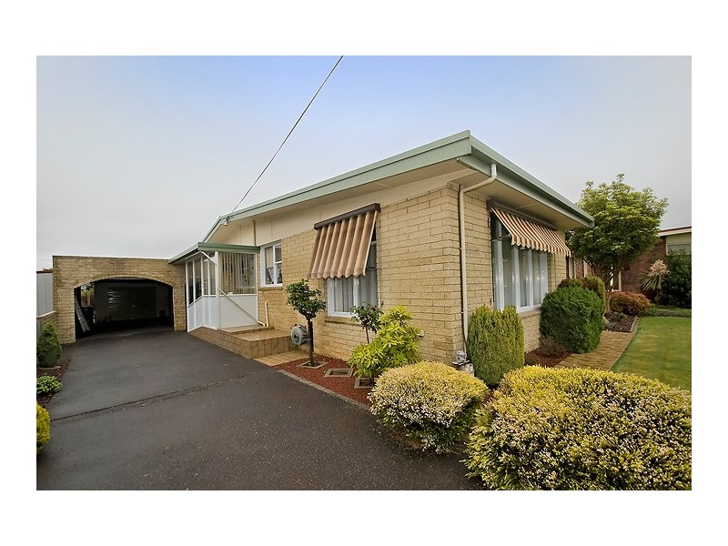 4 College Court, Devonport TAS 7310