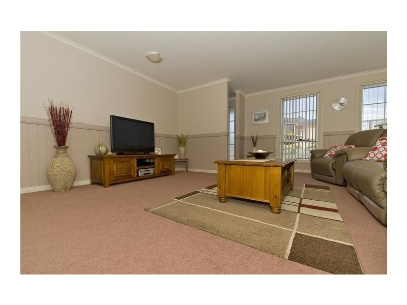 1/16 St. Andrews Drive, Devonport TAS 7310
