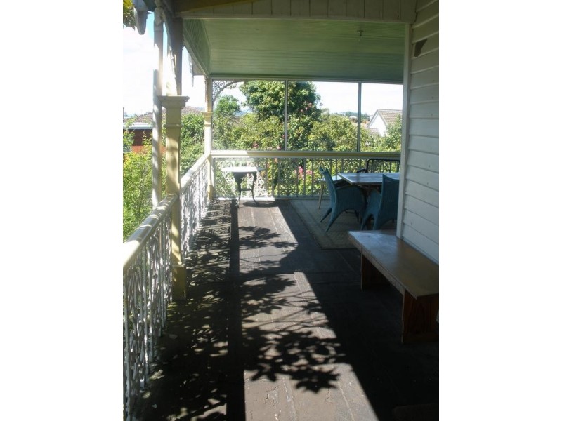 2/1 Malunnah Close, Devonport TAS 7310