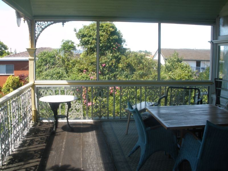 2/1 Malunnah Close, Devonport TAS 7310