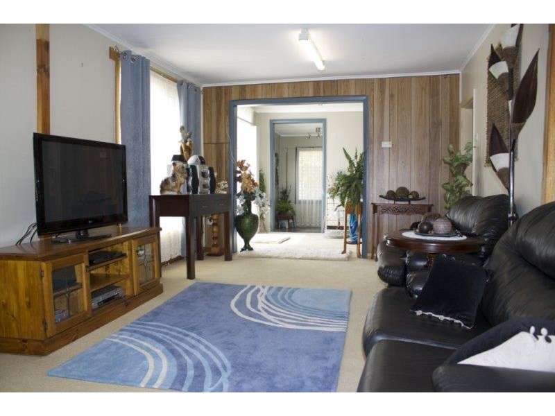 13 Middle Road, Devonport TAS 7310