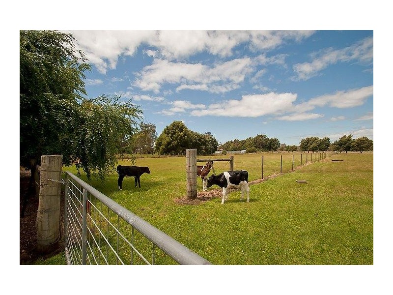 19 Bundarra Drive, Squeaking Point TAS 7307