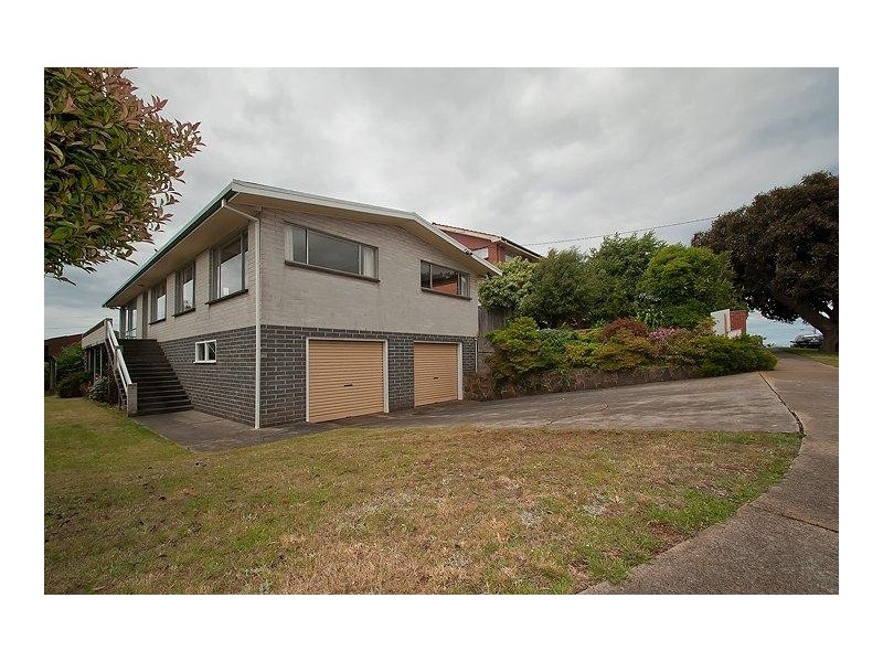14 Haines Place, Devonport TAS 7310