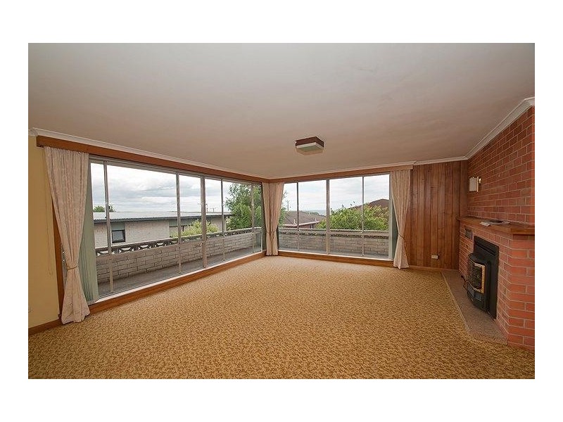 14 Haines Place, Devonport TAS 7310