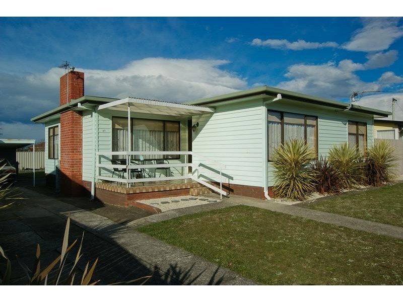 27 Boronia Avenue, Devonport TAS 7310