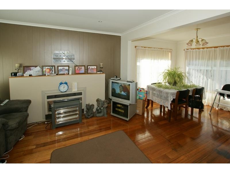 27 Boronia Avenue, Devonport TAS 7310
