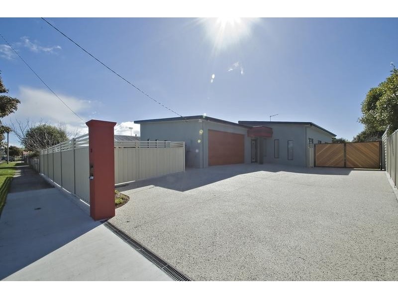 8 James Street, Devonport TAS 7310