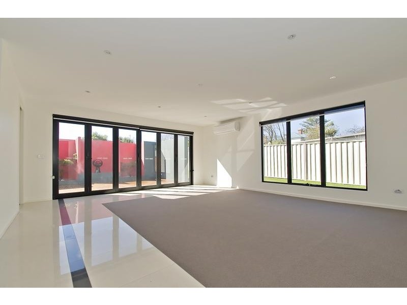 8 James Street, Devonport TAS 7310