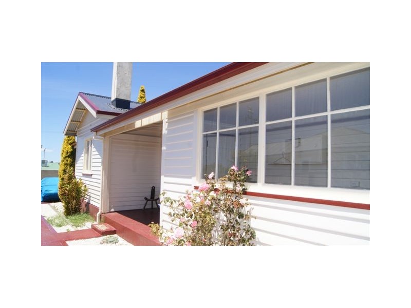 1/99 Gunn Street, Devonport TAS 7310
