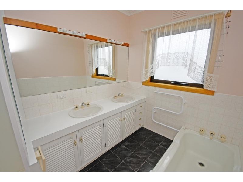 3 Sunrise Court, Shearwater TAS 7307